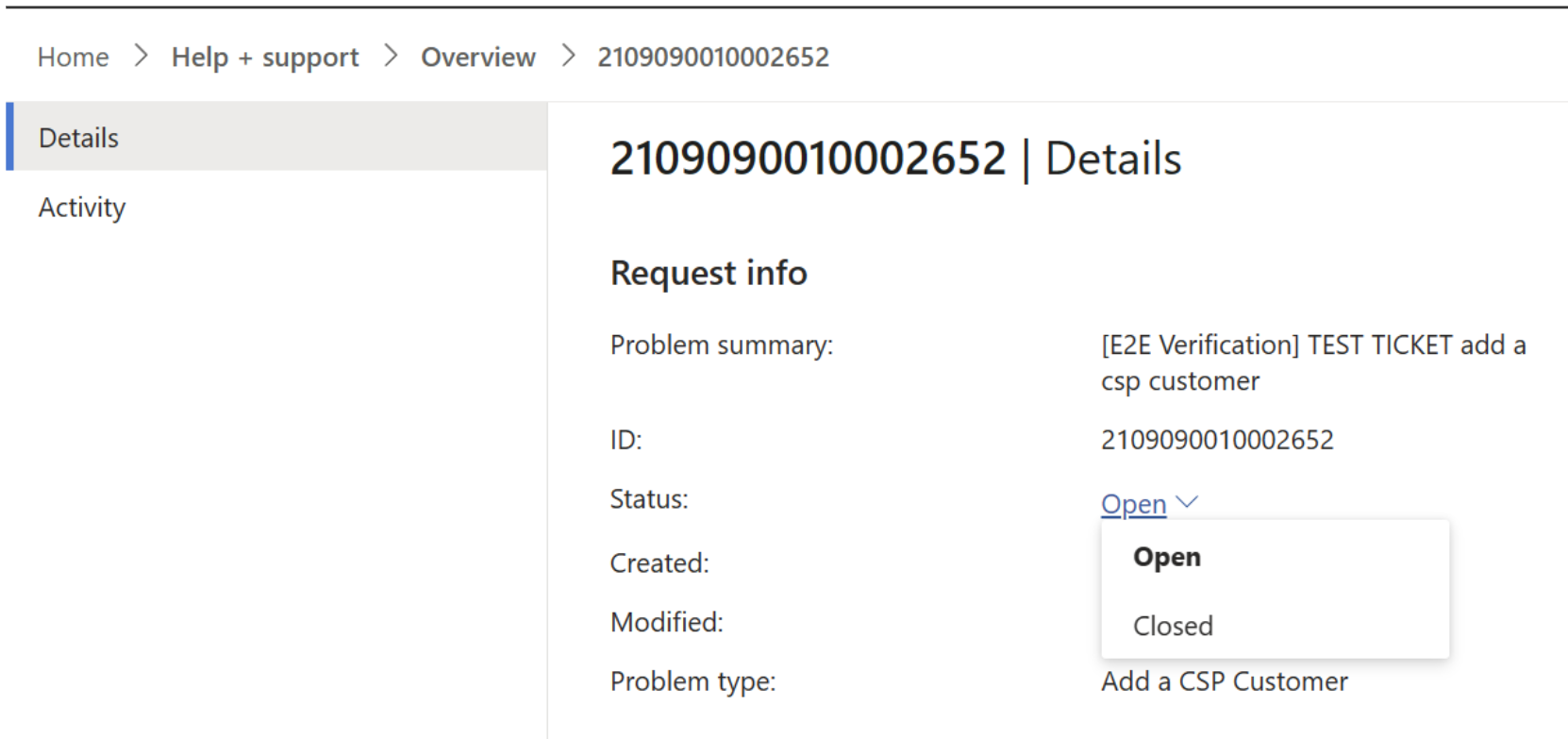 Captura de pantalla que muestra la página Detalles de una solicitud de soporte técnico de ejemplo.