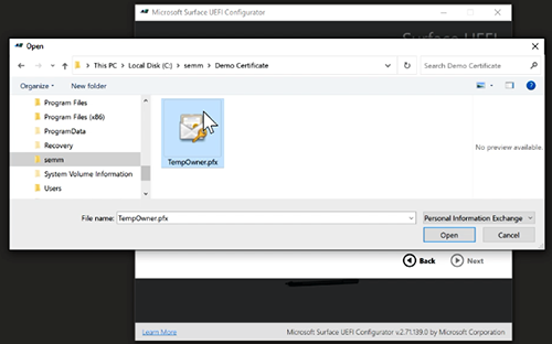 Captura de pantalla que muestra dónde agregar el archivo de certificado.