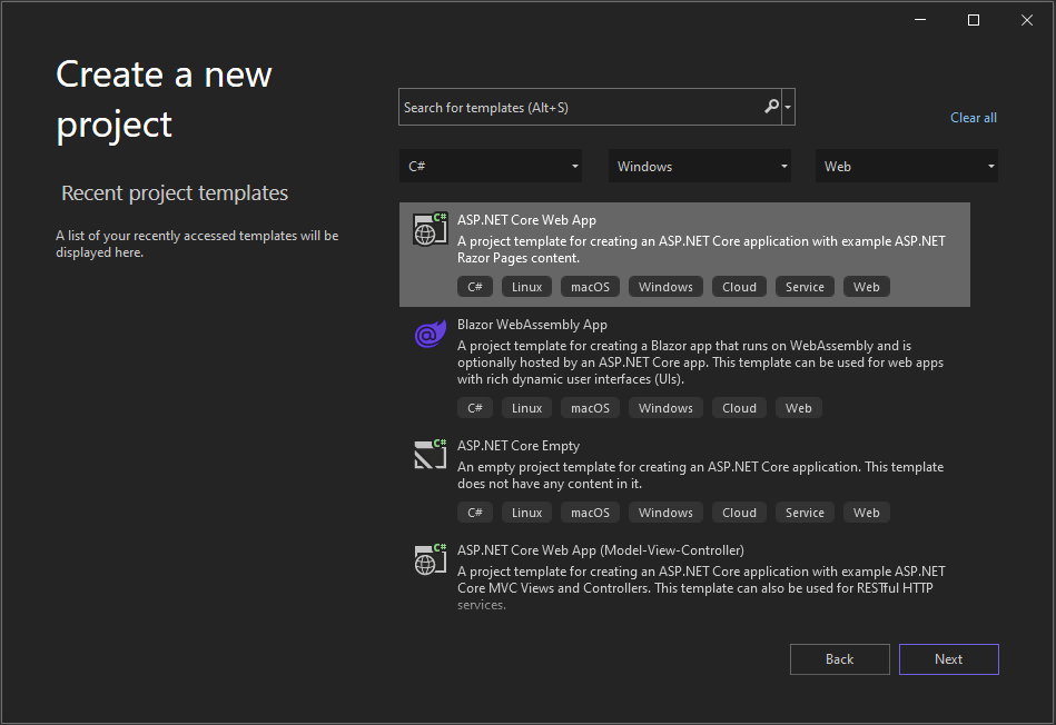 Captura de pantalla que muestra la plantilla de proyecto ASP.NET Core Web App seleccionada y resaltada en la página Crear un nuevo proyecto.