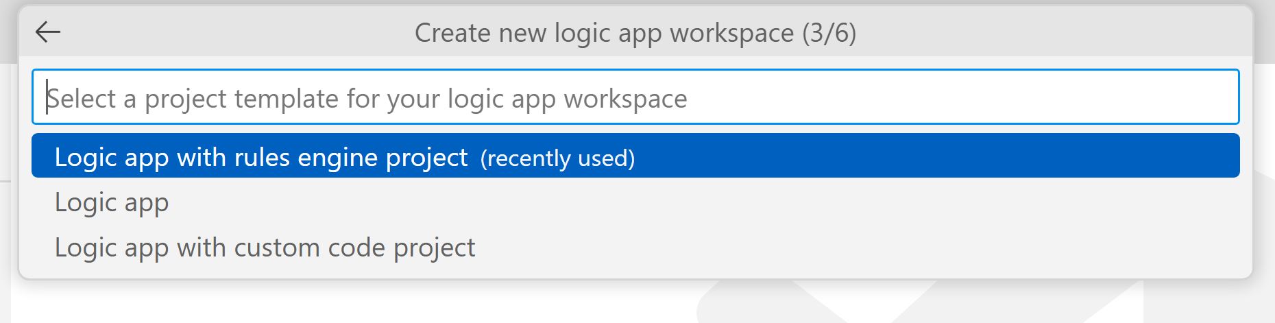 Captura de pantalla que muestra Visual Studio Code con la indicación para seleccionar la plantilla de proyecto para el área de trabajo de la aplicación lógica.
