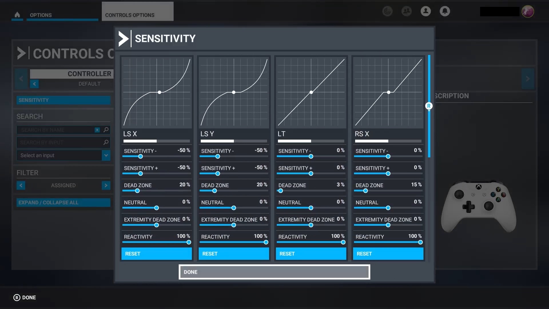 Captura de pantalla de las opciones de controles del simulador de vuelo mostrando la sección Sensibilidad. Mostrando información sobre LS X, LS Y, LT y RS X.