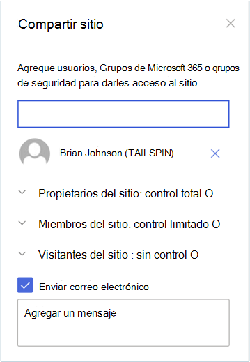 Captura de pantalla de la adición de un miembro a un cuadro de diálogo de grupo.