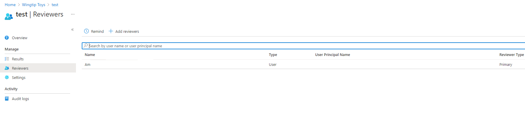 Capture d’écran de la page Réviseurs listant le nom et le nom d’utilisateur principal pour les rôles de ressources Azure.