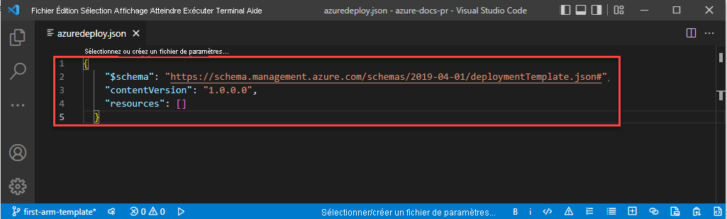 Capture d’écran de Visual Studio Code affichant un modèle ARM vide avec une structure JSON dans l’éditeur.