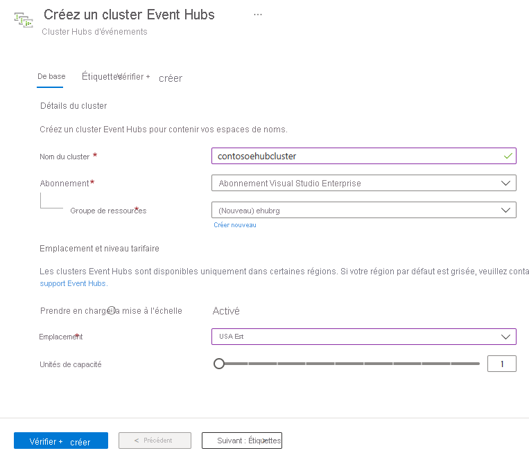 Image montrant la page Créer un cluster Event Hubs - Options de base.