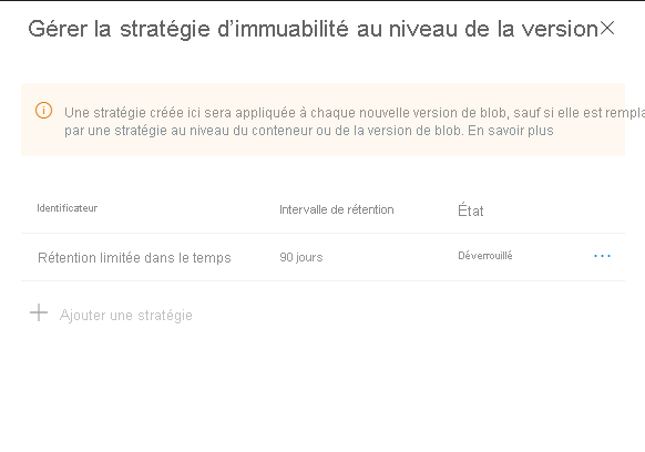 Capture d’écran montrant comment configurer une stratégie de rétention au niveau de la version par défaut pour un compte de stockage