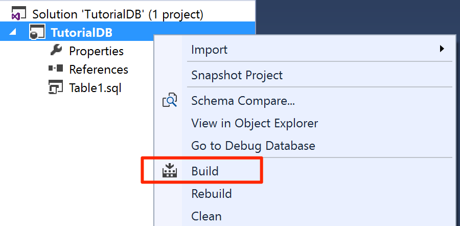  TutorialDB avec l’option Compiler en évidence.