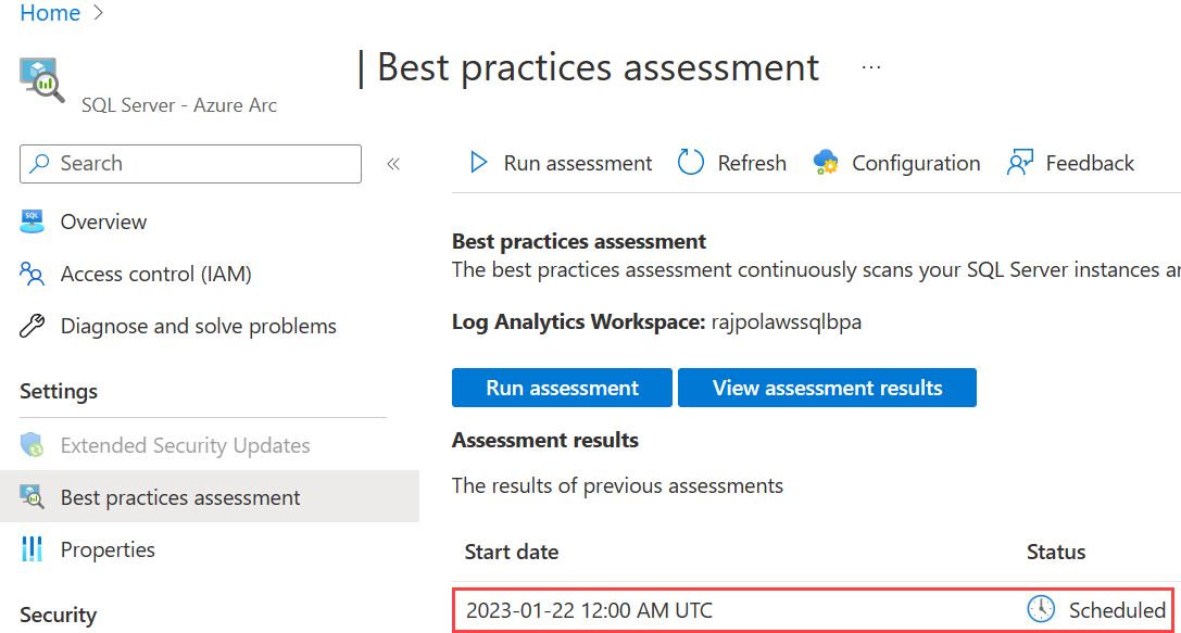 Capture d’écran montrant l’activation réussie de l’évaluation des meilleures pratiques pour une ressource SQL Server avec Azure Arc.