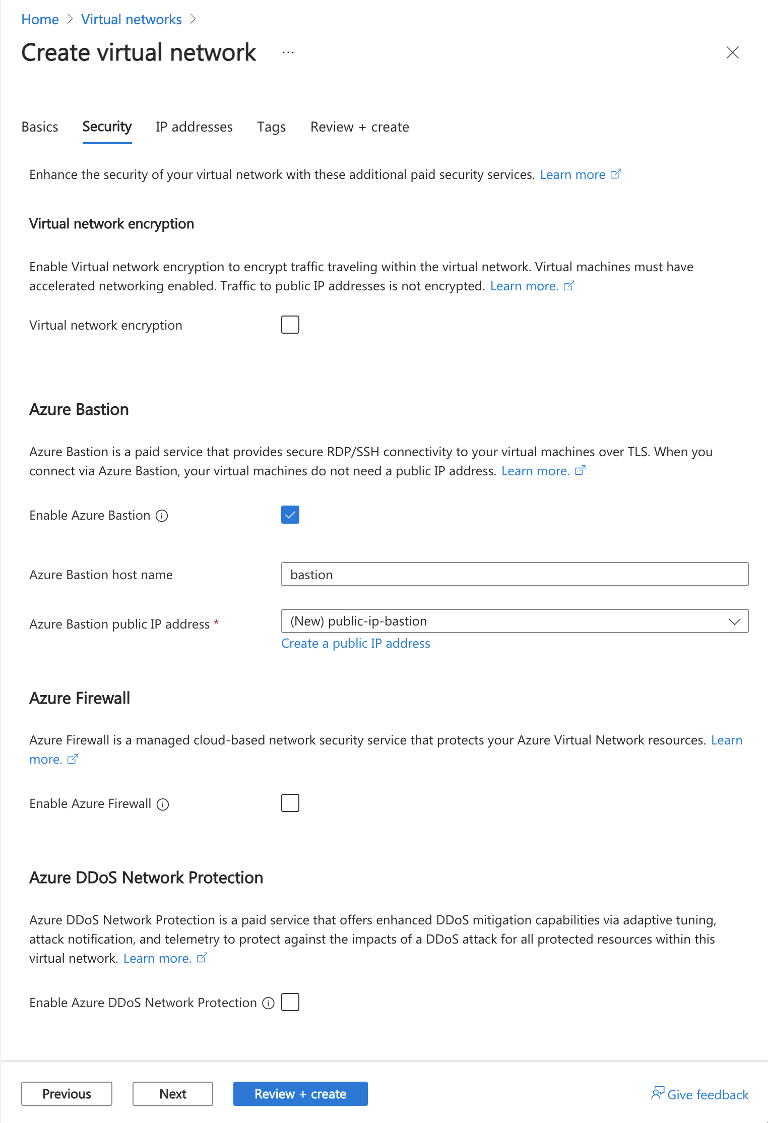 Capture d’écran des options permettant d’activer un hôte Azure Bastion dans le cadre de la création d’un réseau virtuel dans le portail Azure.