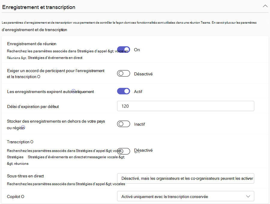 Capture d’écran des stratégies d’enregistrement & de transcription de réunion Teams dans le Centre d’administration Teams.