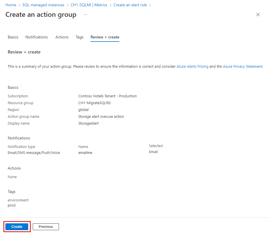 Capture d’écran de l’onglet Vérifier et créer de la boîte de dialogue Créer un groupe d’actions dans le portail Azure avec le bouton Créer mis en évidence.