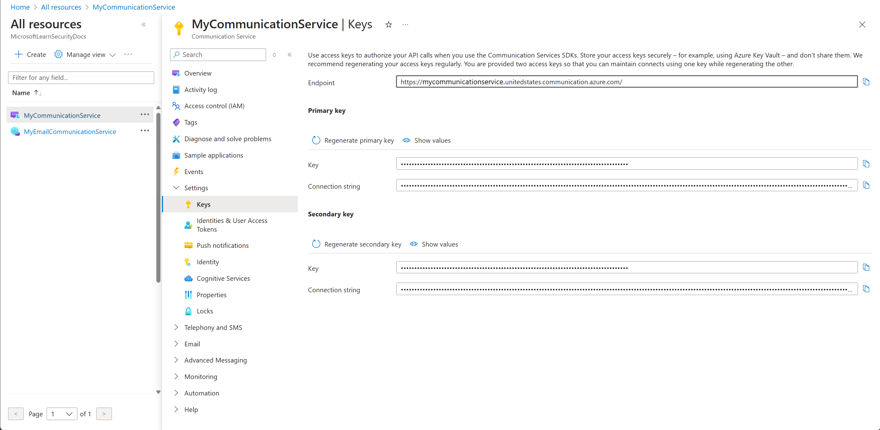 Capture d’écran de la page Clés du service Azure Communications montrant les emplacements de point de terminaison et de clé.