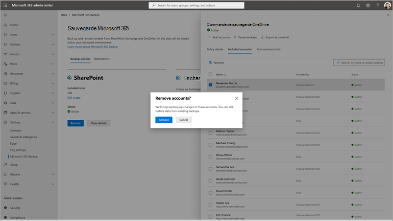 Capture d’écran montrant comment supprimer des comptes d’utilisateur de la stratégie de sauvegarde OneDrive dans le Centre d'administration Microsoft 365.