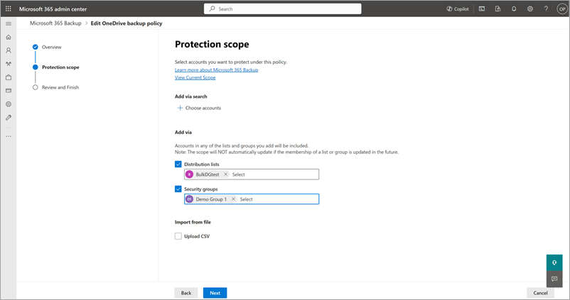 Capture d’écran de l’option Ajouter via les listes de distribution et les groupes de sécurité dans la page Étendue de protection pour OneDrive.