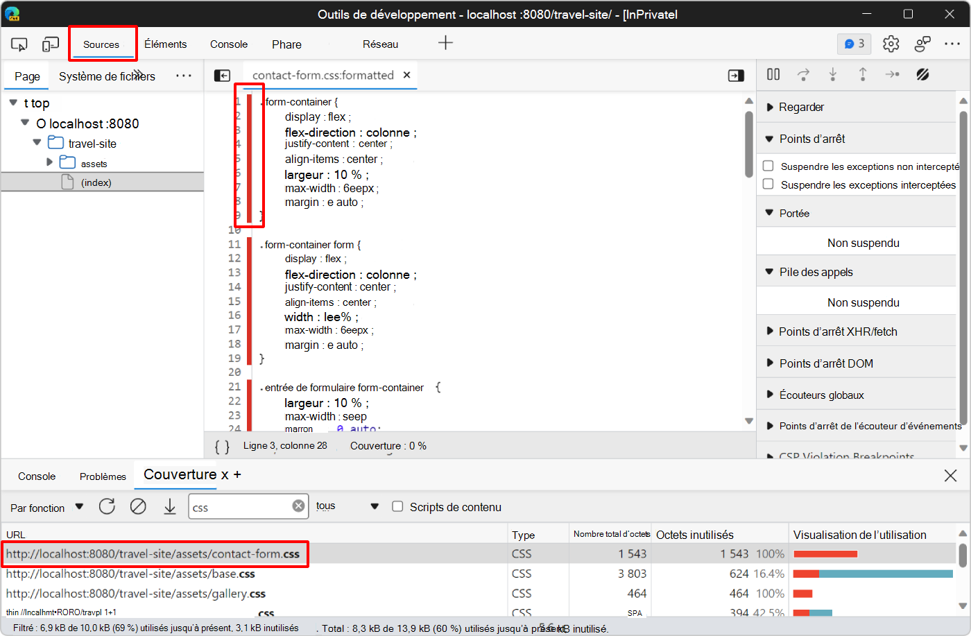 Fichier contact-form.css dans l’outil Sources, avec des barres rouges en regard des lignes inutilisées
