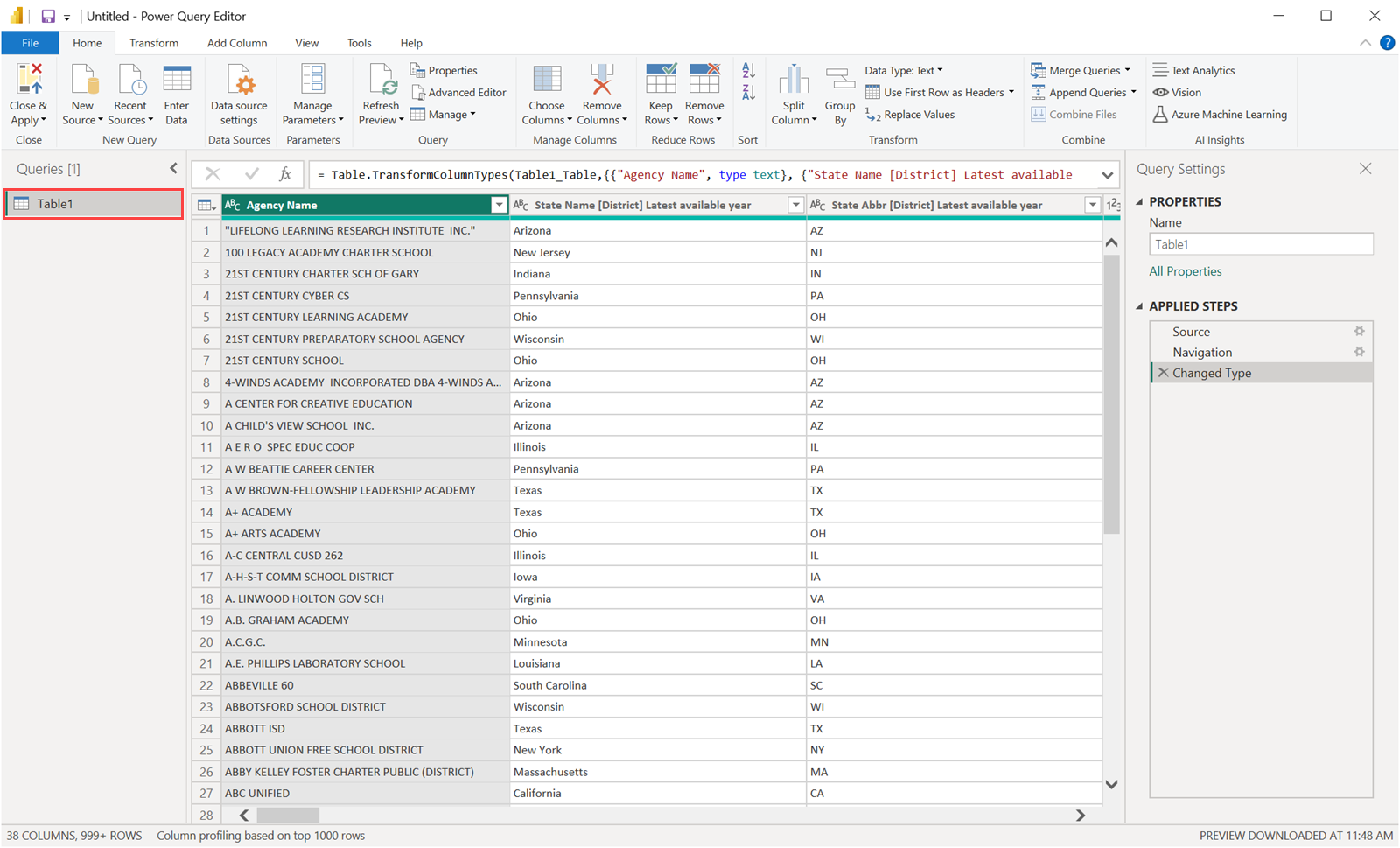 Capture d’écran de l’éditeur Power Query avec le tableau 1 mis en surbrillance dans le volet requêtes.