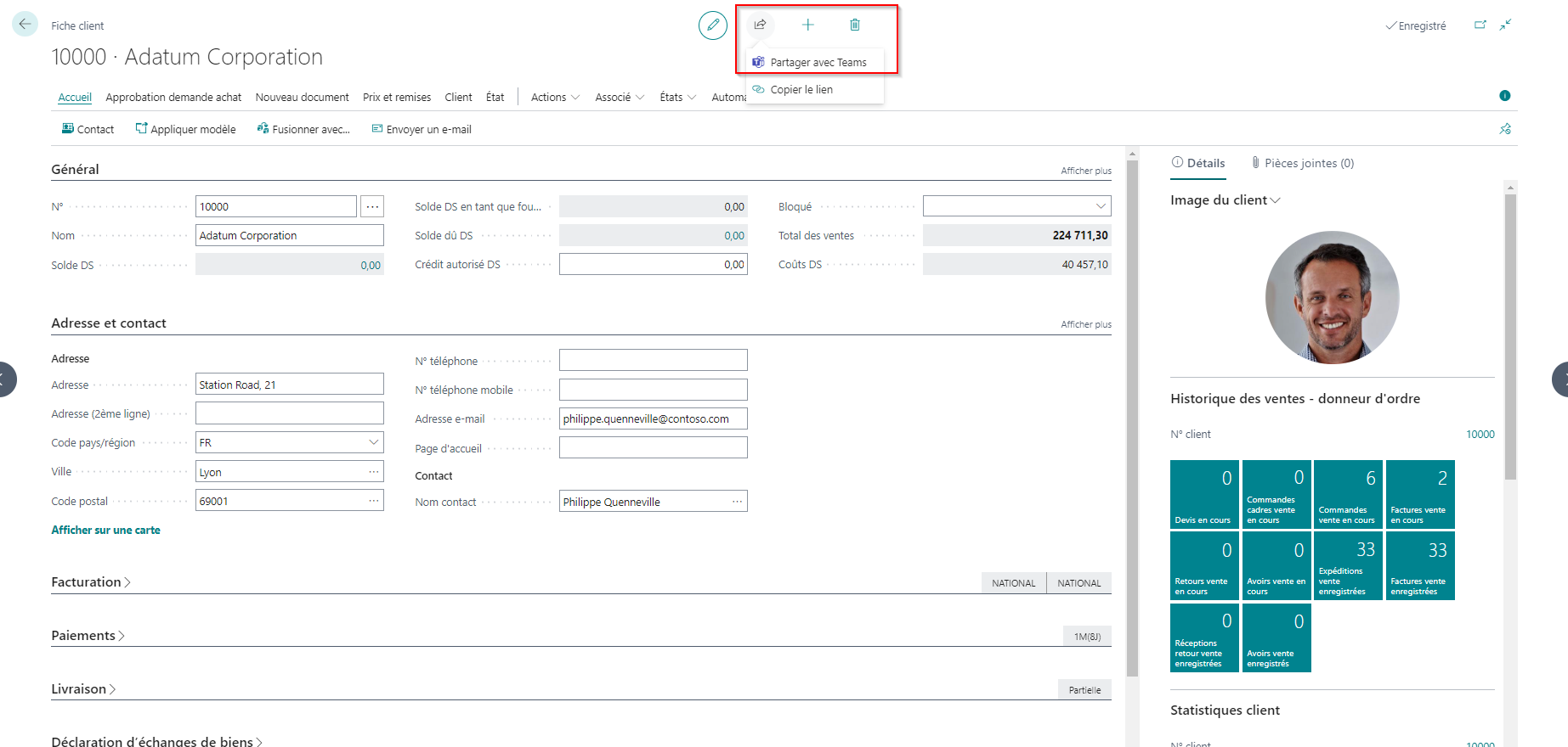 Capture d’écran montrant l’option Partager avec les équipes dans Business Central.
