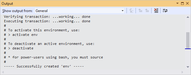 Capture d’écran montrant la création réussie d’un environnement conda dans Visual Studio.