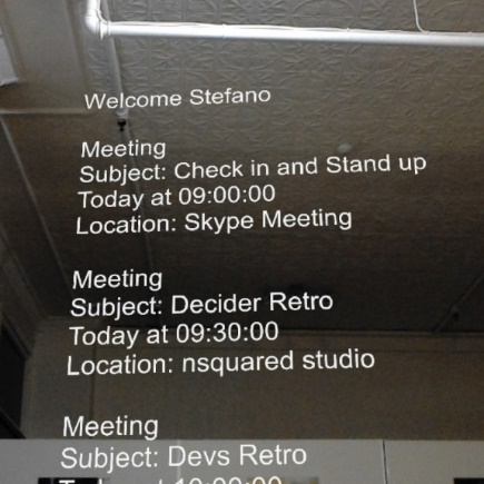 Capture d’écran montrant les réunions planifiées dans l’interface de l’application.