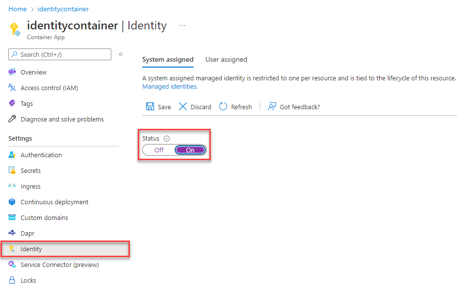 Capture d’écran de Portail Azure page Identité de la ressource Container App montrant l’onglet Affecté par le système avec le champ État mis en surbrillance.
