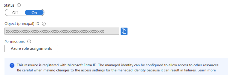 Capture d’écran montrant la page Identité de l’application logique de Consommation avec l’ID d’objet pour l’identité affectée par le système.