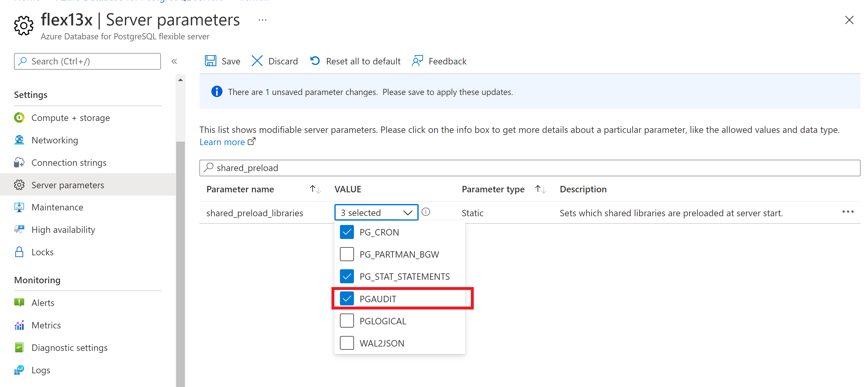 Capture d’écran montrant le serveur flexible Azure Database pour PostgreSQL activant shared_preload_libraries pour pgaudit.