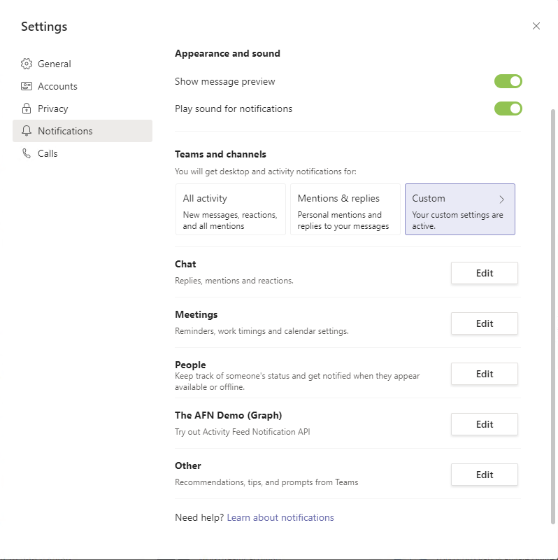 Capture d’écran montrant les paramètres Notifications dans Teams, avec l’option Personnalisé mise en évidence.