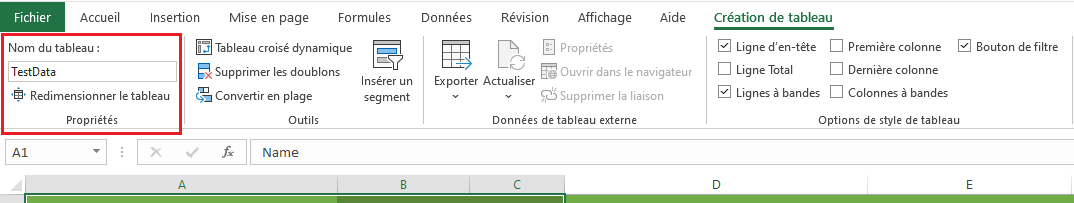 Capture d’écran mettant en évidence le nom de la table dans Excel.