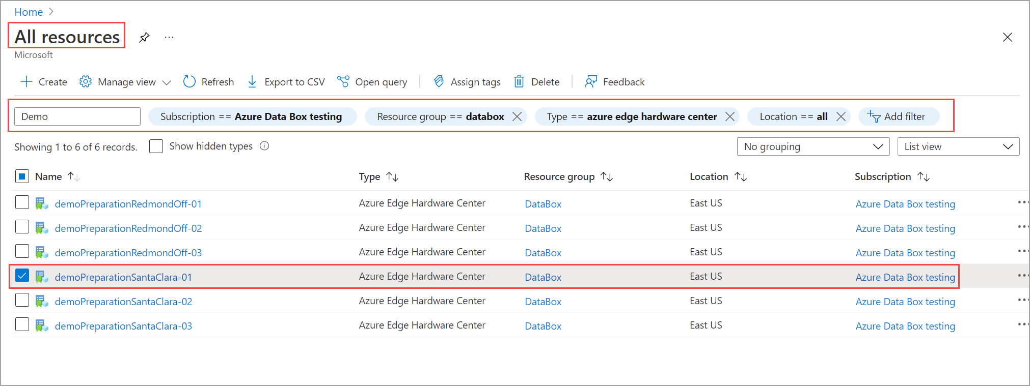 Capture d’écran montrant comment sélectionner une commande dans la liste des commandes Edge Hardware Center.