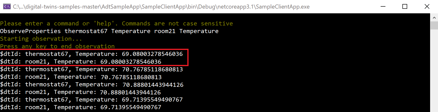 Capture d’écran de la sortie de la console montrant le journal des messages de température provenant d'un thermostat et d'une pièce.