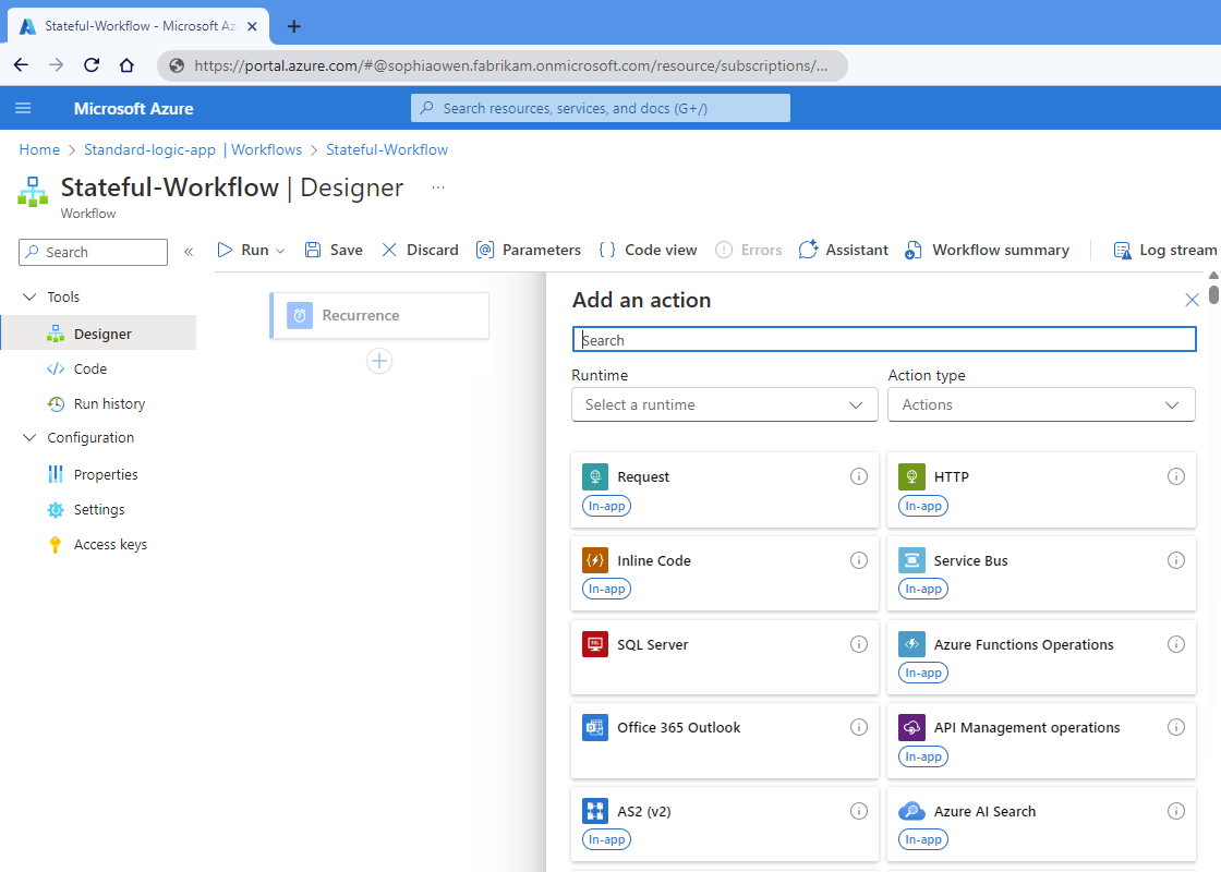 Capture d’écran d’écran montrant le portail Azure, le concepteur de flux de travail d’application logique Standard avec un déclencheur existant et le volet Ajouter une action.