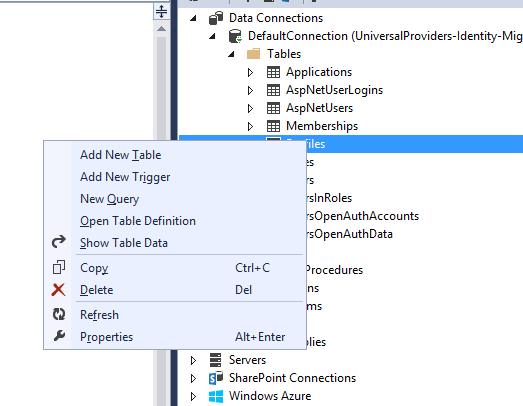 Capture d’écran de la fenêtre Server Explorer montrant les données stockées dans la table « Profiles ».
