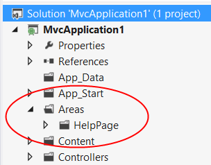 Capture d’écran des options de menu du modèle de projet API web, circonstant les dossiers de la zone et de la page d’aide.