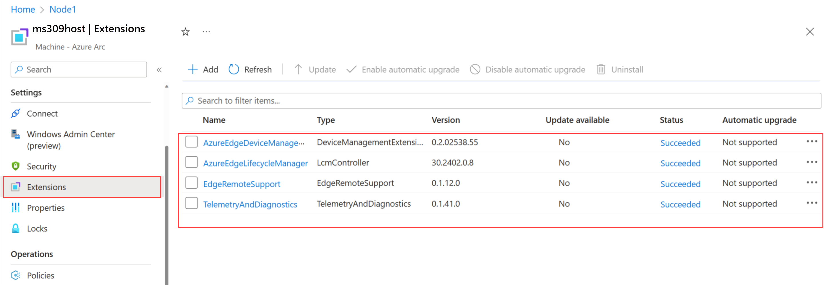 Capture d’écran des serveurs inscrits dans Azure Stack HCI avec des extensions obligatoires installées.