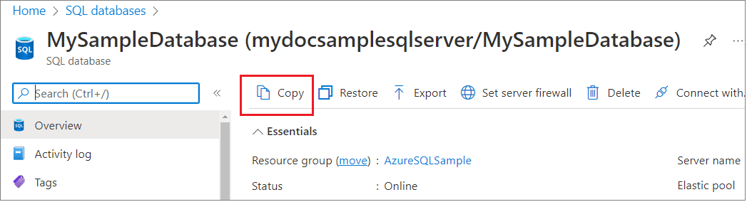 Capture d’écran du portail Azure, montrant l’option Copier une base de données mise en évidence dans la page de vue d’ensemble de la base de données.