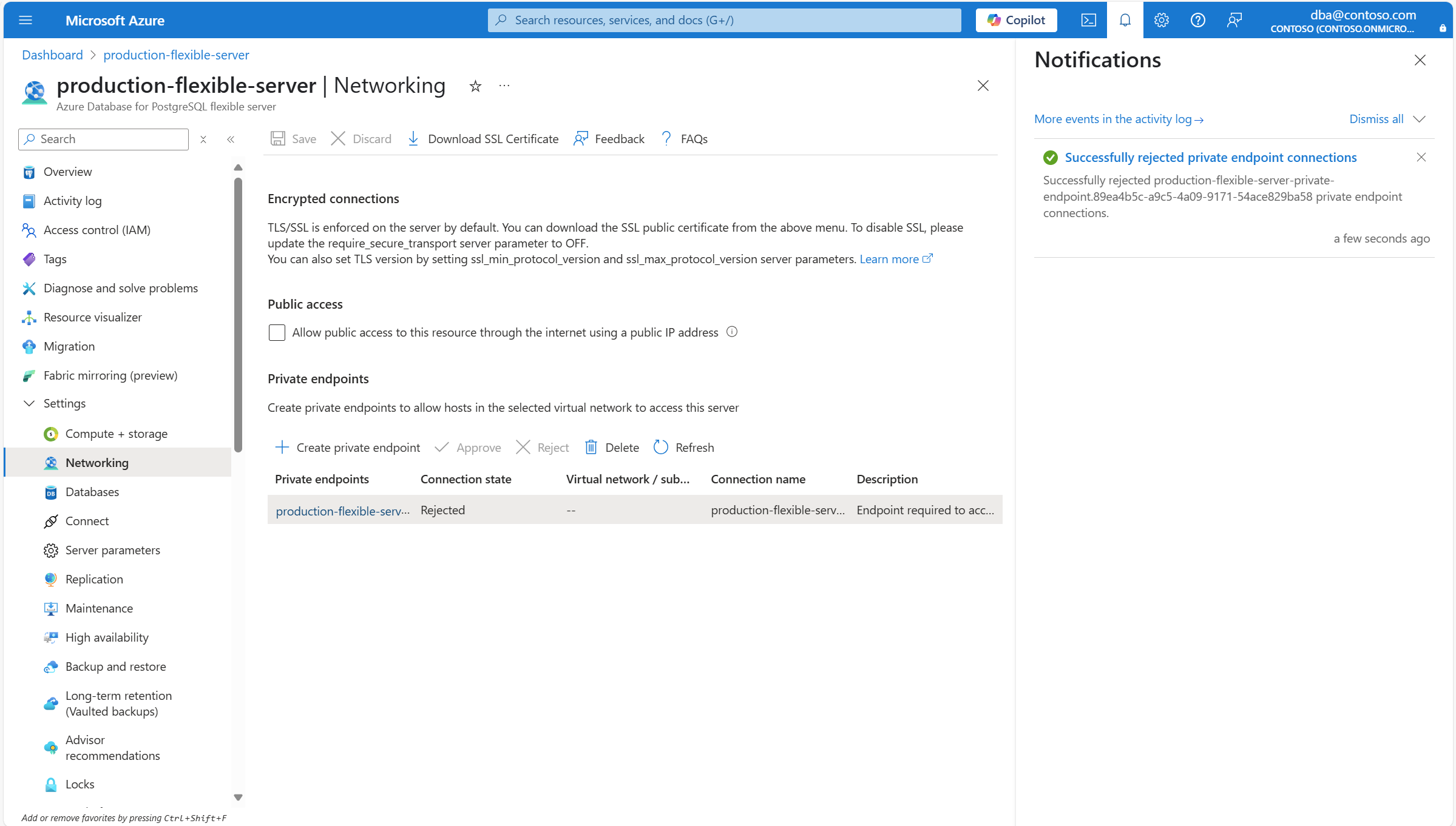 Capture d'écran montrant la notification informant que la connexion de point de terminaison privé est rejetée.