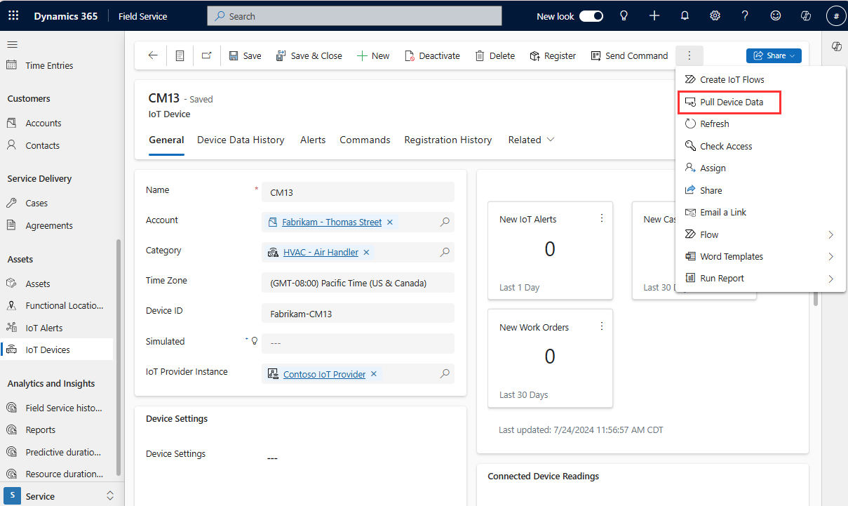 Capture d’écran de Field Service montrant un appareil IoT, avec le focus sur l’option Extraire les données de l’appareil.