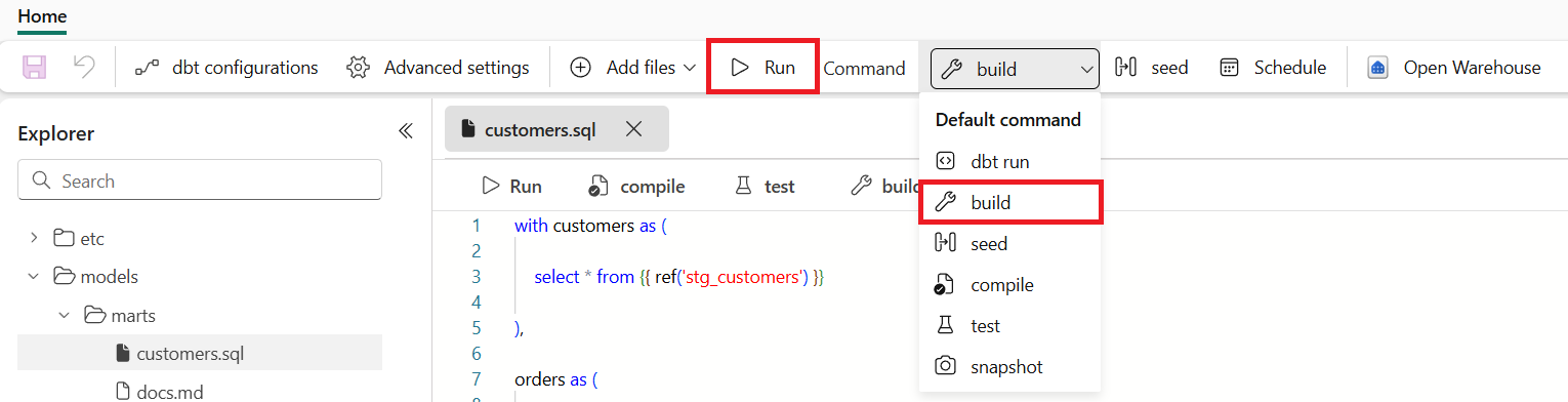 Capture d’écran montrant la commande Build et les boutons Exécuter la commande.