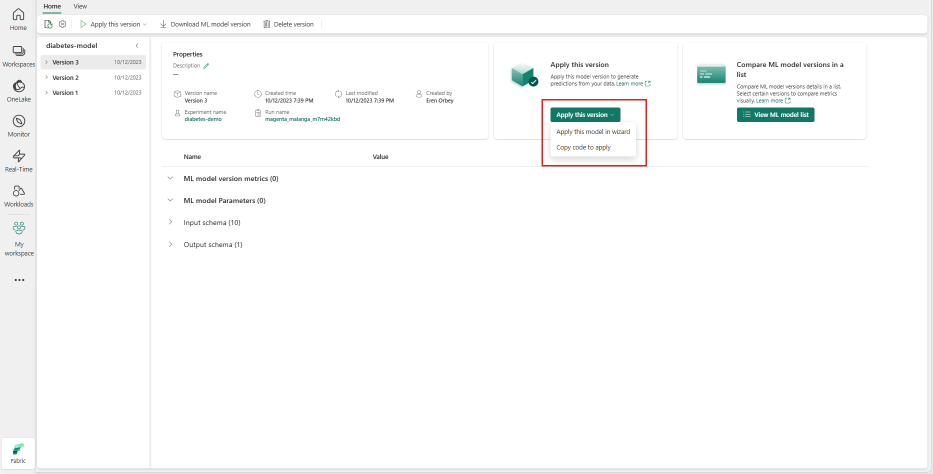 Capture d’écran montrant l’invite qui applique un modèle ML depuis sa page d’élément.