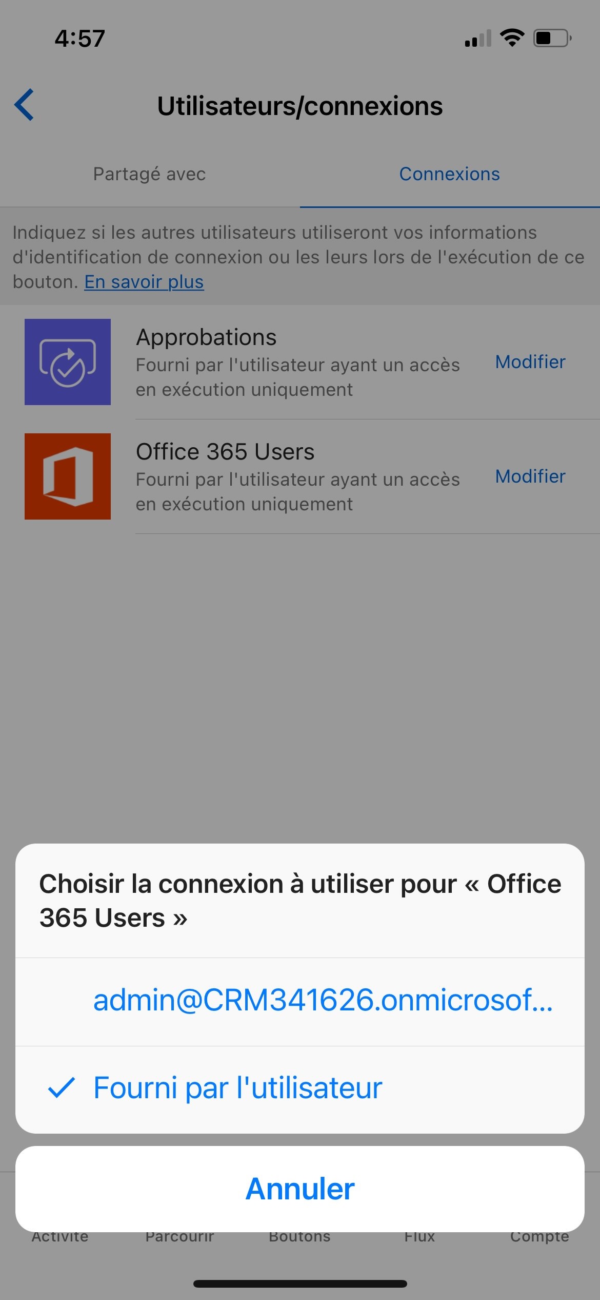 Capture d’écran de la page Utilisateurs et connexions - Choisir la connexion à utiliser pour « Notifications », avec Fourni par l’utilisateur sélectionné.