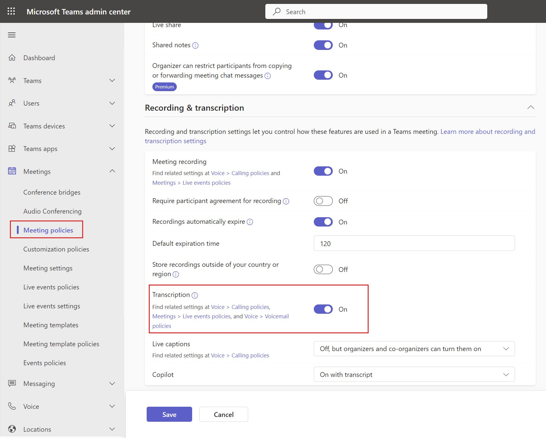 Capture d’écran montrant comment activer la transcription dans le centre d’administration Teams. Capture d’écran montrant comment activer la transcription dans le centre d’administration Teams