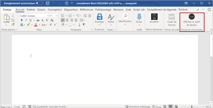 Capture d’écran de l’application Word avec le bouton Afficher le volet Office mis en évidence.