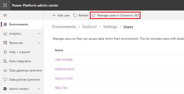Capture d’écran du Centre d’administration Power Platform avec l’option Gérer les utilisateurs dans Dynamics 365 mise en évidence.