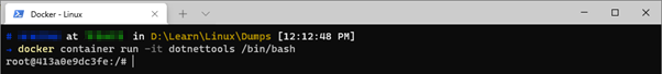 Capture d’écran de la commande docker container.