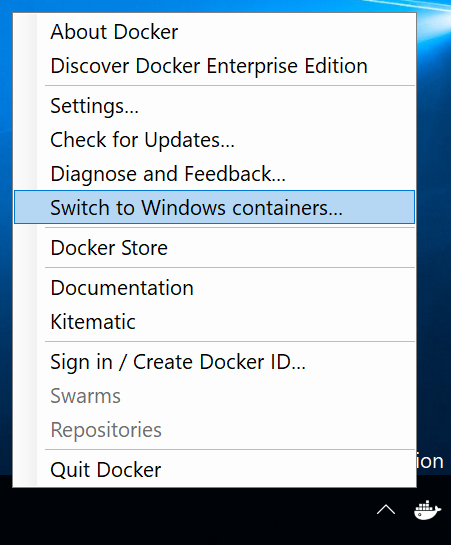 Menu de la barre d’état système de Docker montrant la commande « Basculer vers les conteneurs Windows ».