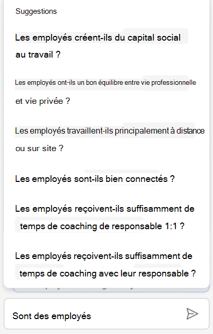 Capture d’écran montrant comment Copilot peut vous aider à répondre aux questions suggérées.