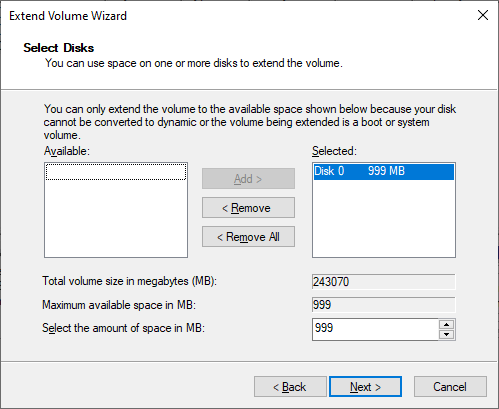 Screenshot of the Extend Volume Wizard that shows how to select the available space to use to extend a volume.