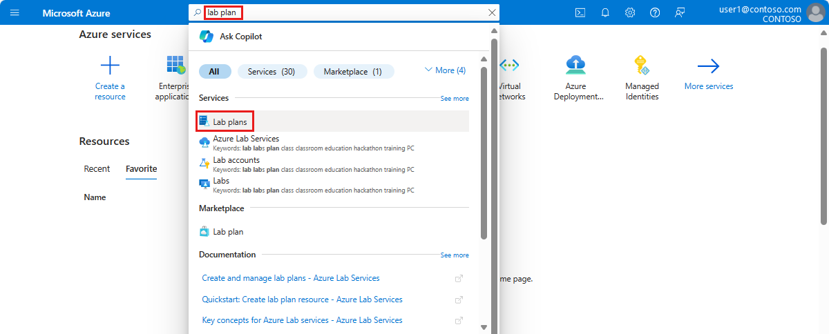 Captura de pantalla que muestra cómo buscar recursos de plan de laboratorio en Azure Portal.