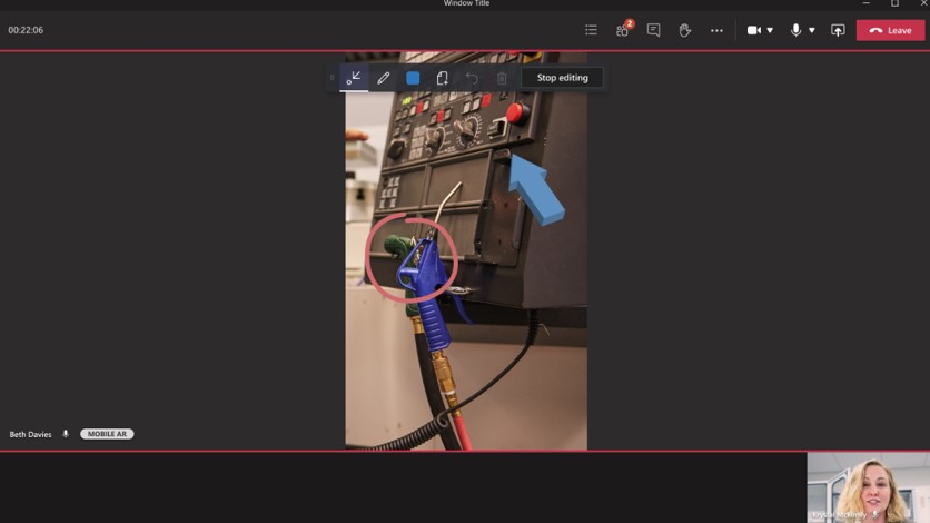 צילום מסך של Teams למחשבים שולחניים של שותף לעבודה מרחוק.