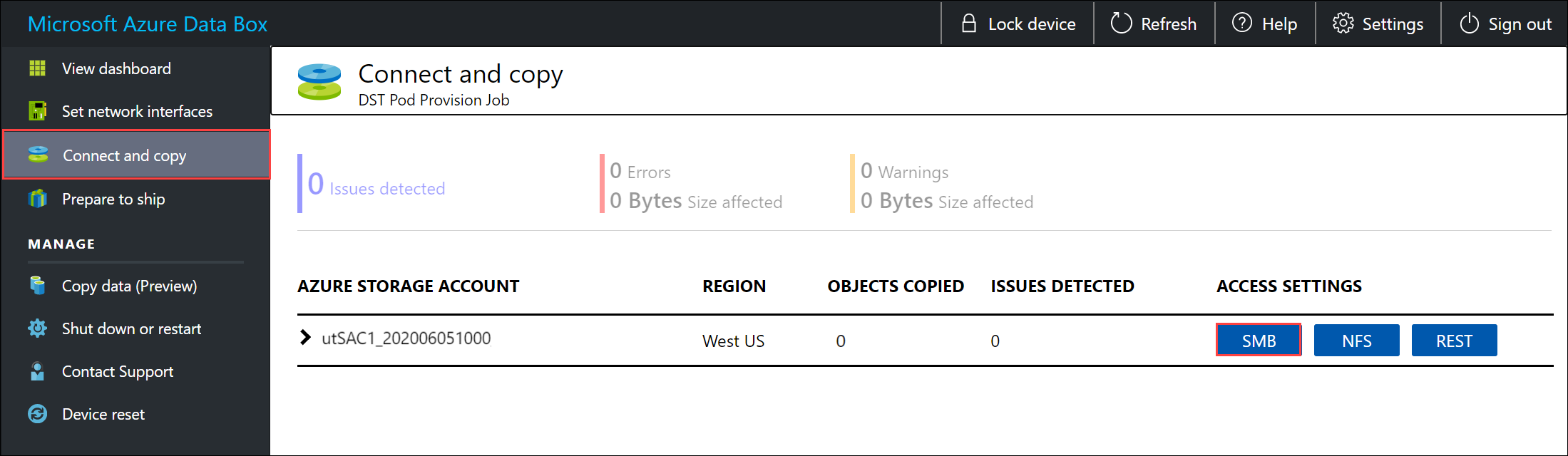 Képernyőkép a Data Box helyi webes felhasználói felületén található Csatlakozás és másolás lapról. A Csatlakozás és másolás menüelem és az SMB lehetőség ki van emelve.